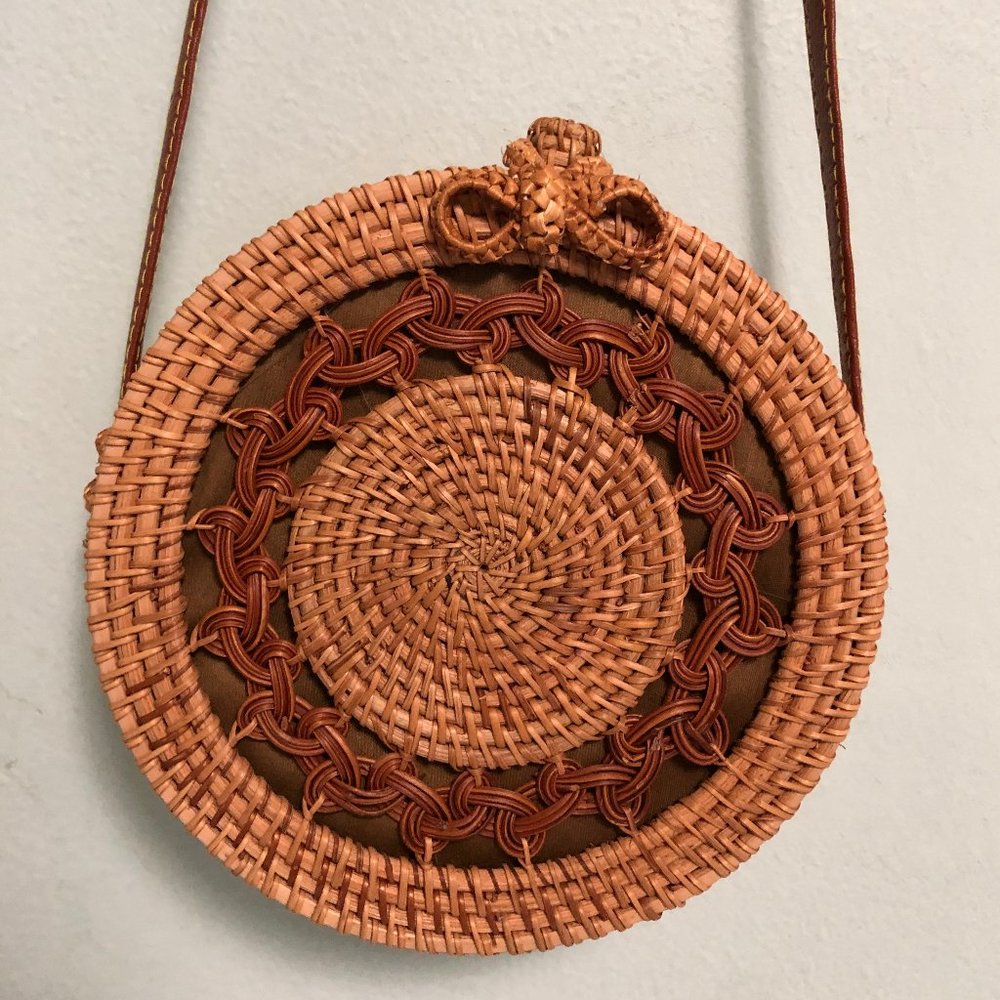 Rattan woven round crossbody bag